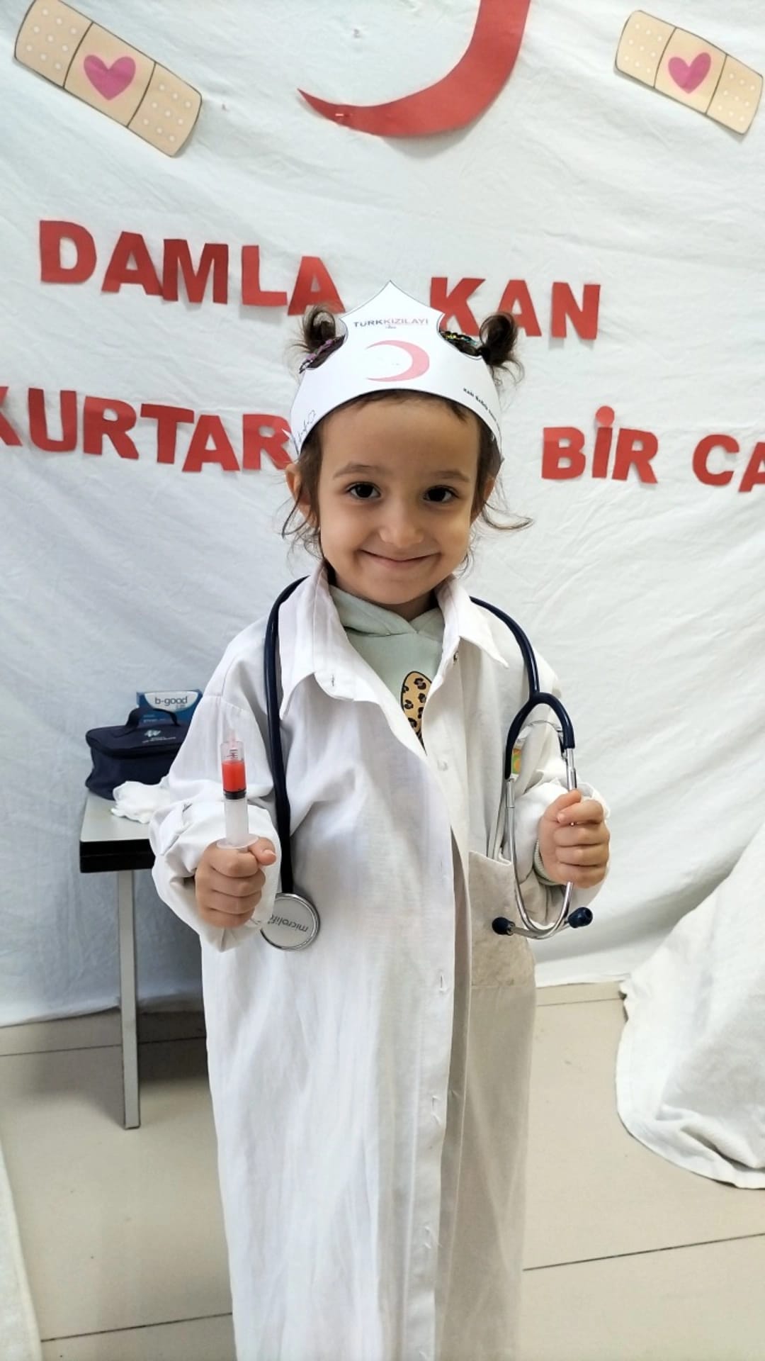 GÜZEL KARELER