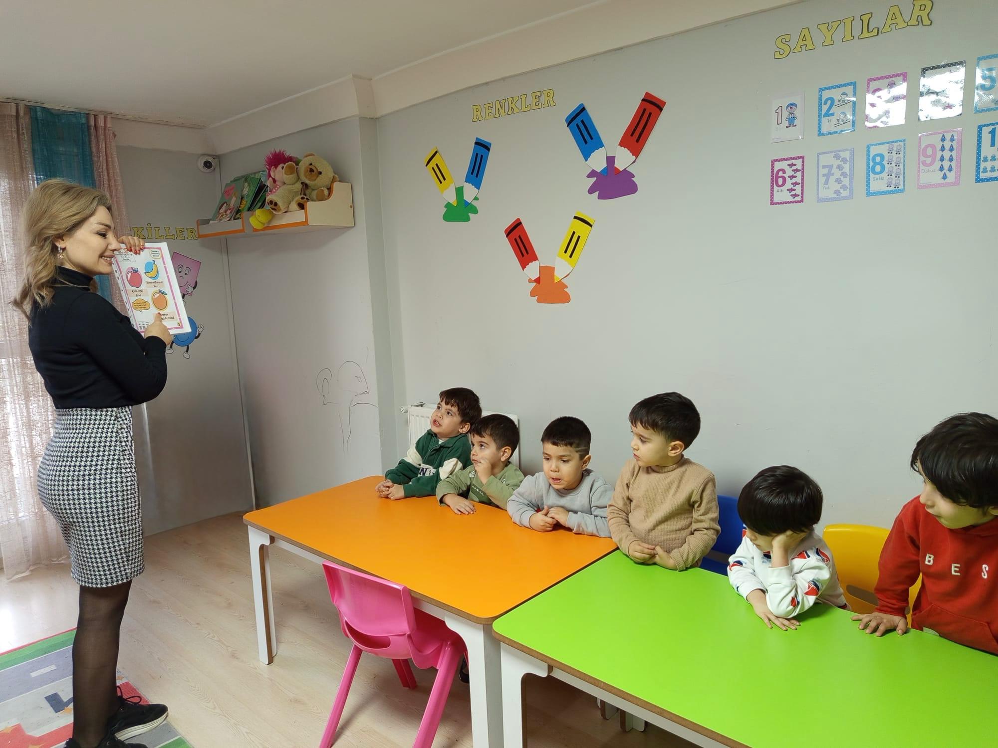 GÜZEL KARELER