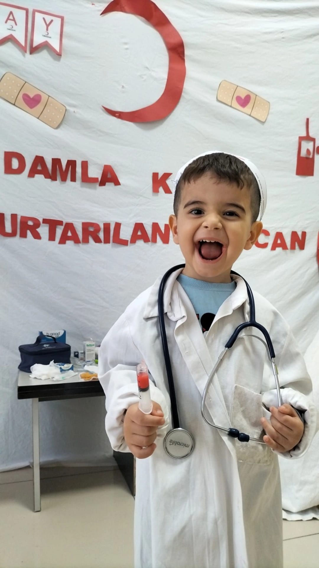 GÜZEL KARELER