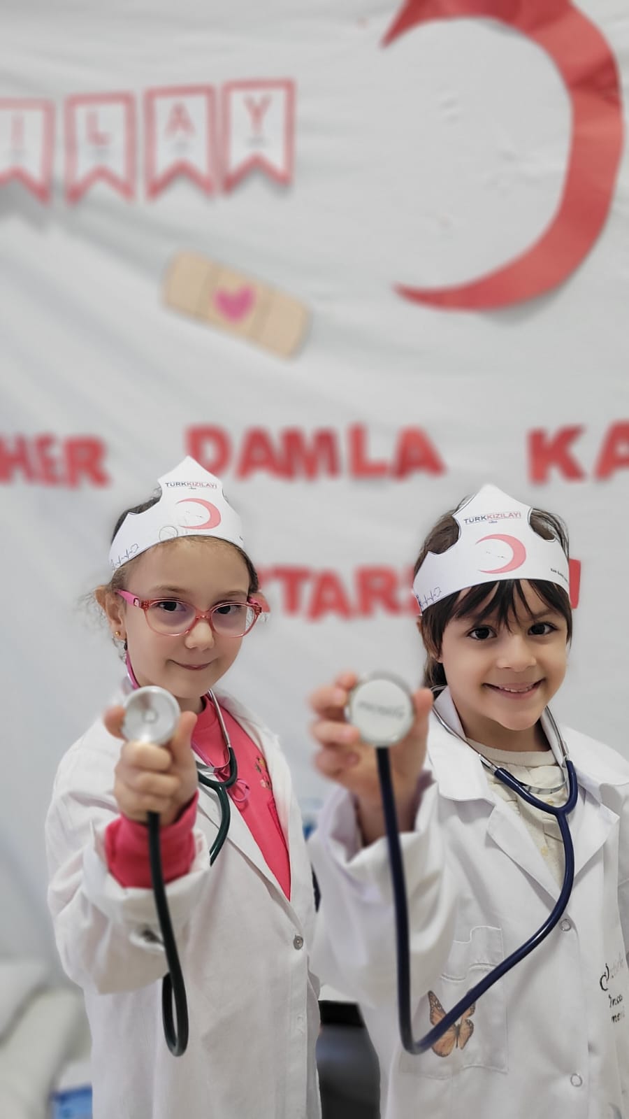 GÜZEL KARELER